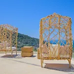 Hotel Highclere And (adults Only) Faralya