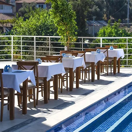 Highclere And (adults Only) 3*