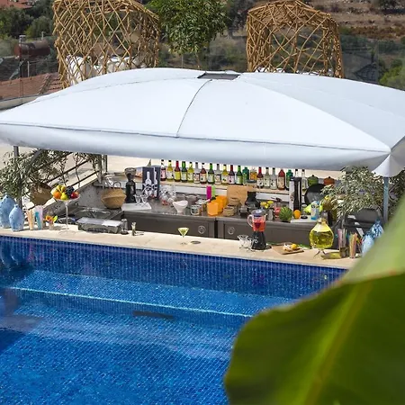 Highclere And (adults Only) 3*