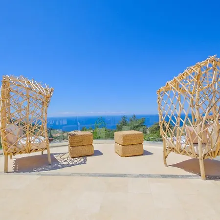 Highclere And (adults Only) 3*