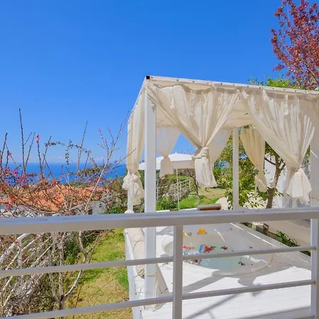 Highclere And (adults Only) 3* 파랄리아