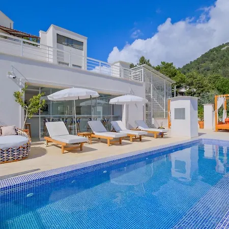 Highclere And (adults Only) 3* 파랄리아