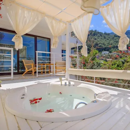 Highclere And (adults Only) 호텔