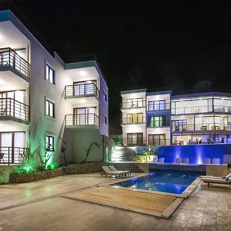 Highclere And (adults Only) Hotel