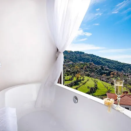 Highclere And (adults Only) 3*