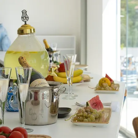 Otel Highclere And (adults Only)