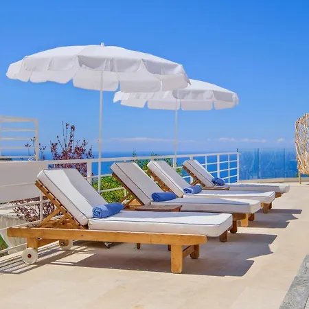 Highclere And (adults Only) Otel