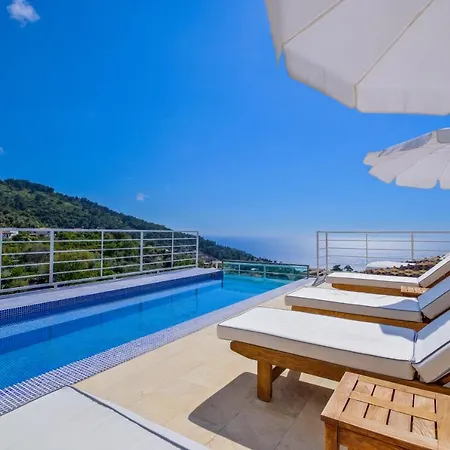 Otel Highclere And (adults Only) 3*