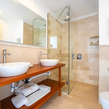 Hotel Highclere And (adults Only) Faralya