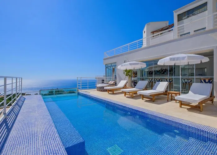 Hotel Highclere And (adults Only) 3*